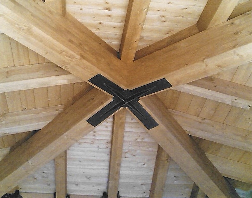 Tetto in legno realizzato da Papaj